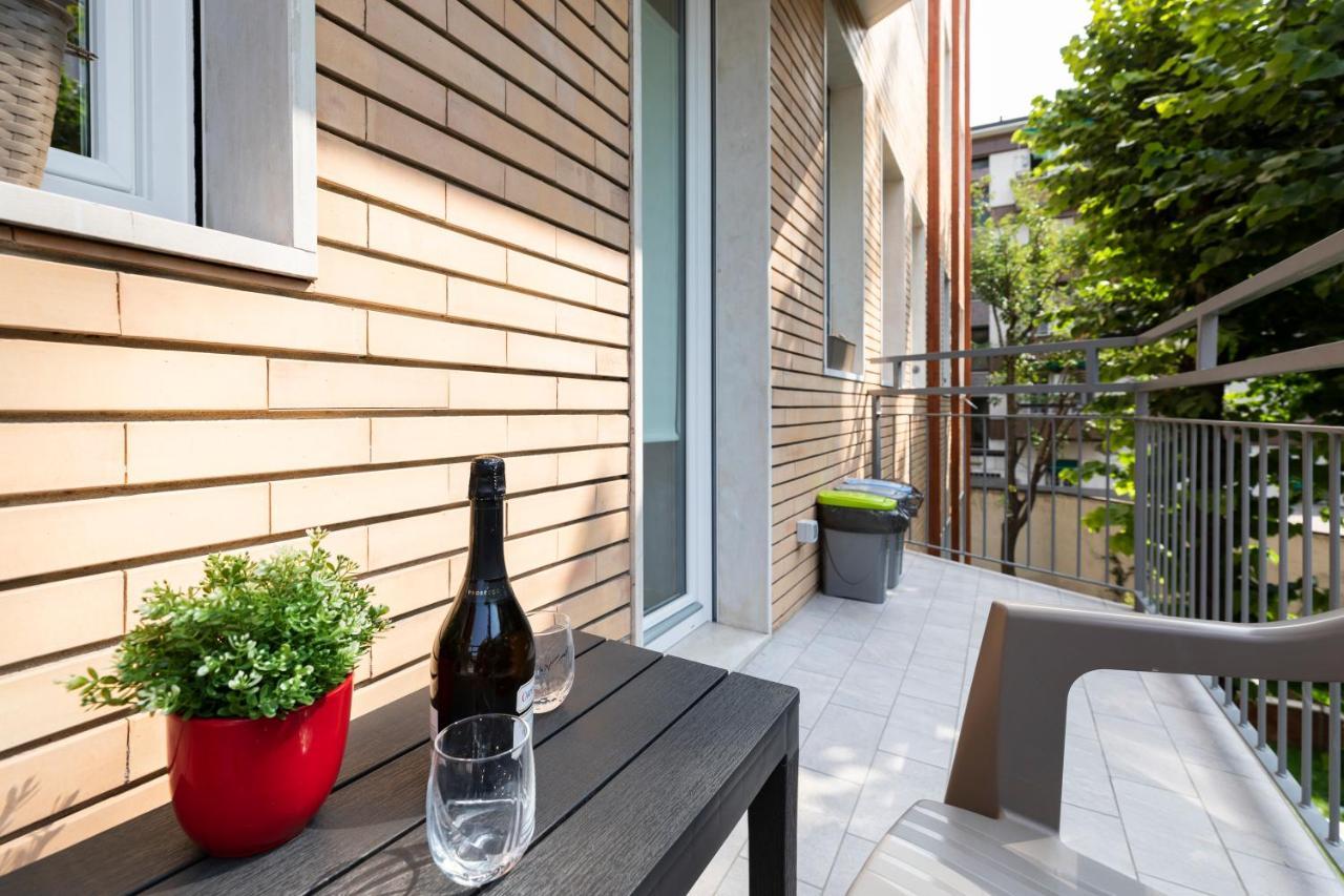 West Milan - Modern And Comfortable Apartment Exteriér fotografie